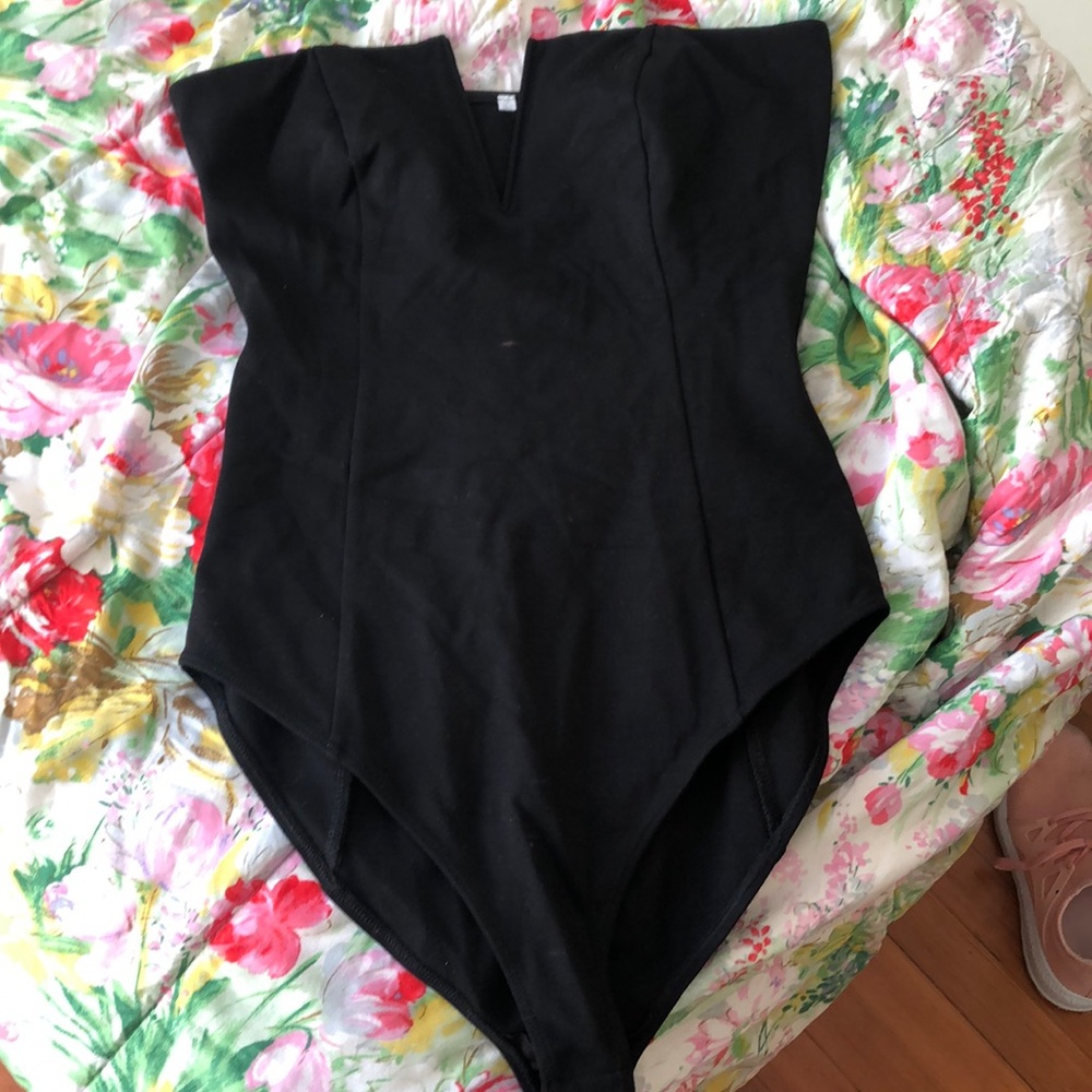 Black strapless body suit